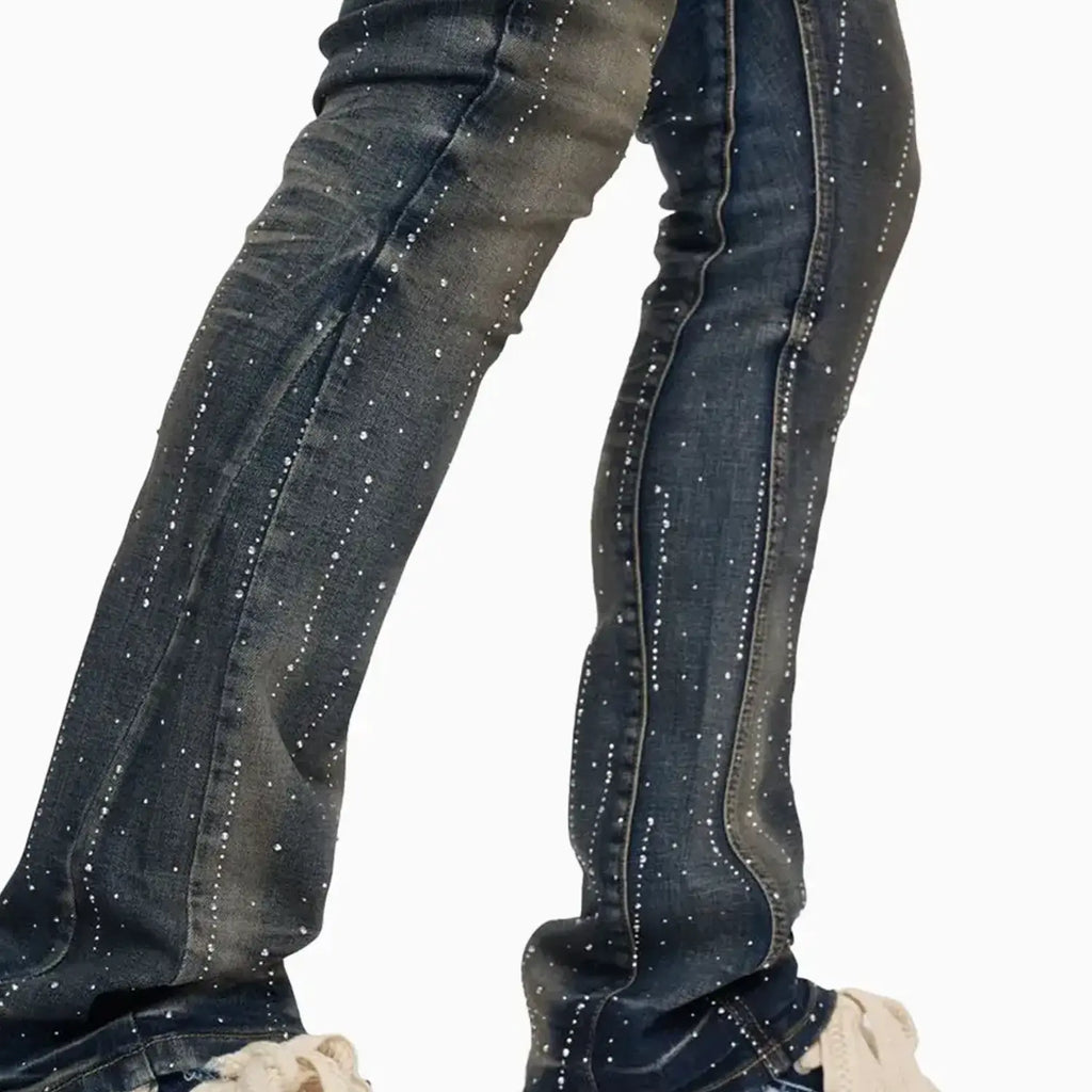 Pantalón ajustado de mezclilla apilada para hombre