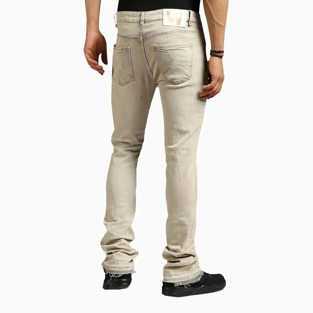 Pantalones vaqueros de hombre con corte apilado